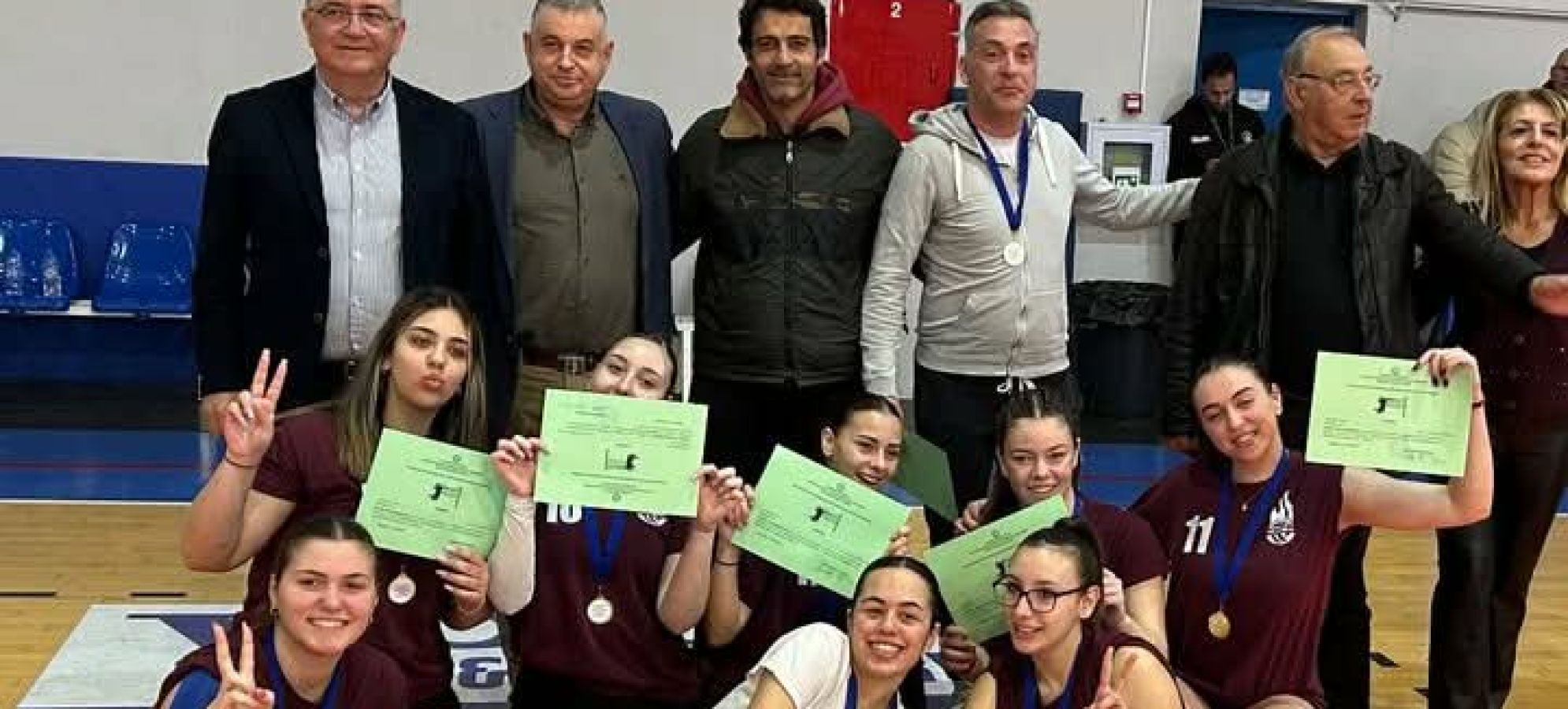 Θρίαμβος για τα κορίτσια του βόλεϊ του ΓΕΛ Νεμέας – Πρωταθλήτριες Κορινθίας